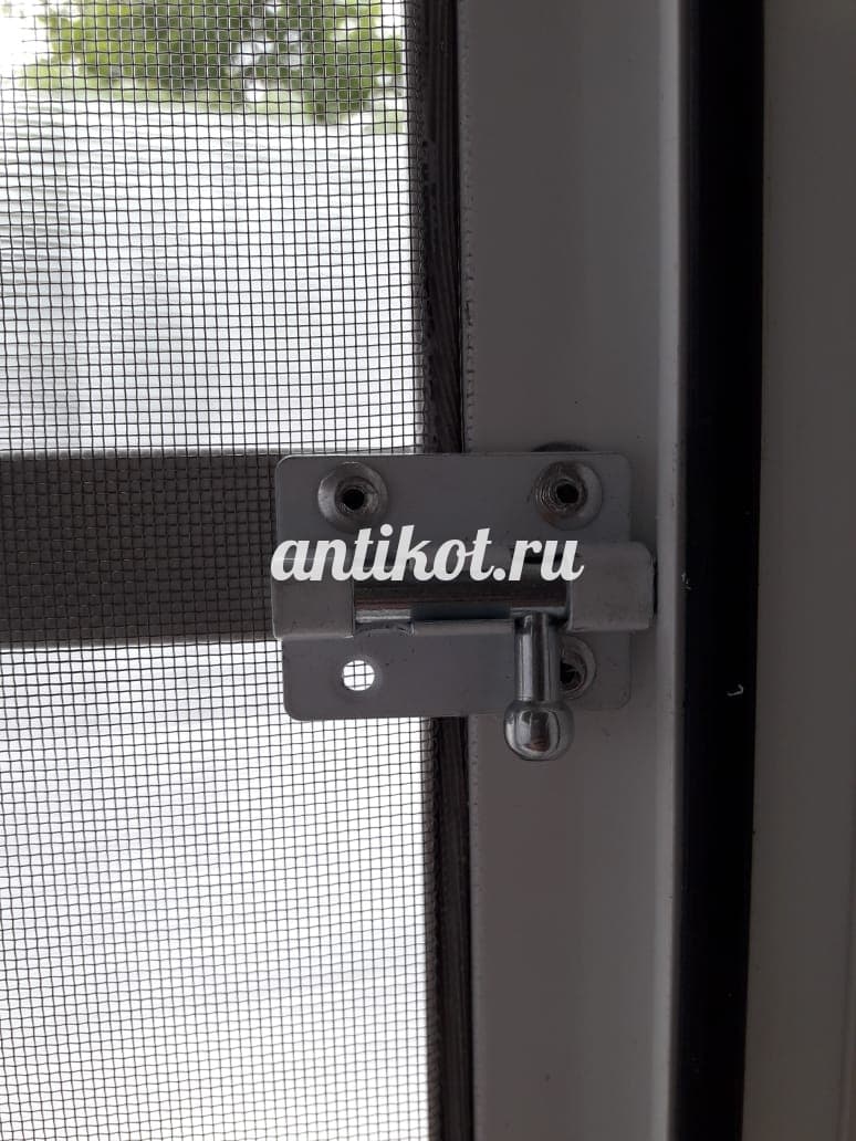 Дверь с замком в Москве купить антикот